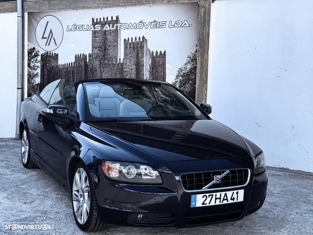 Volvo C70 2.0 D Momentum foto 2