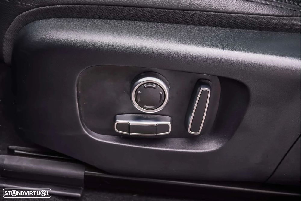 Land Rover Range Rover Evoque 1.5 P160 R-Dynamic SE Auto - 18