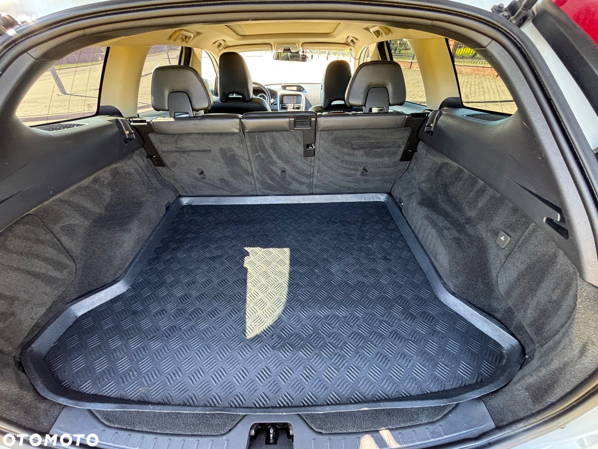 Volvo XC 60 DRIVe Kinetic - 10