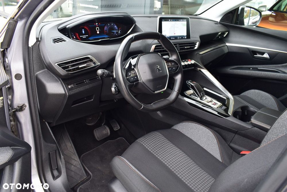 Peugeot 3008 1.5 BlueHDi Active S&S EAT8 - 10