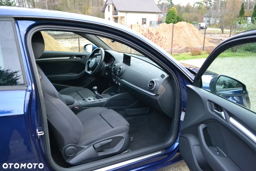 Audi A3 3-drzwiowe 2.0 TDI Ambition - 15