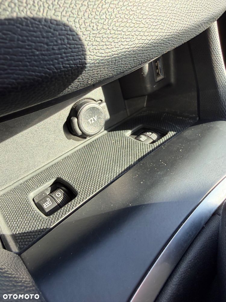 Peugeot 308 1.5 BlueHDi Active S&S EAT6 - 16