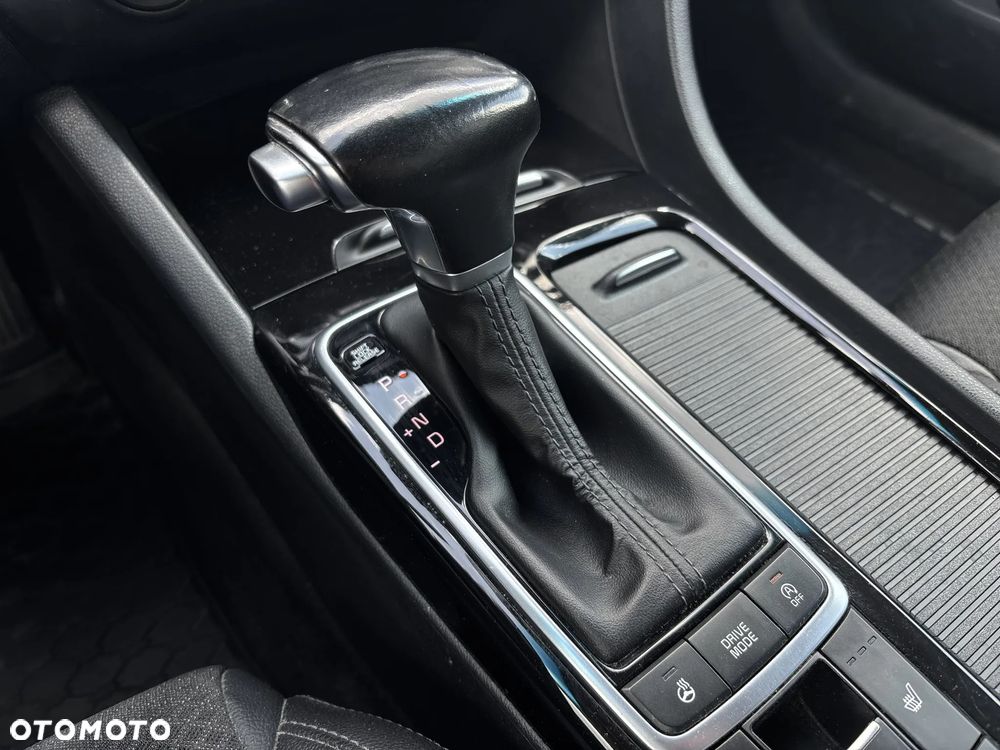 Kia Optima 1.6 T-GDI L DCT - 19