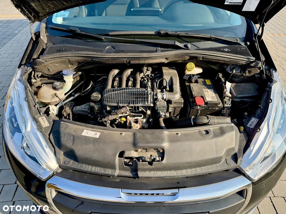 Peugeot 208 82 PureTech Style - 10
