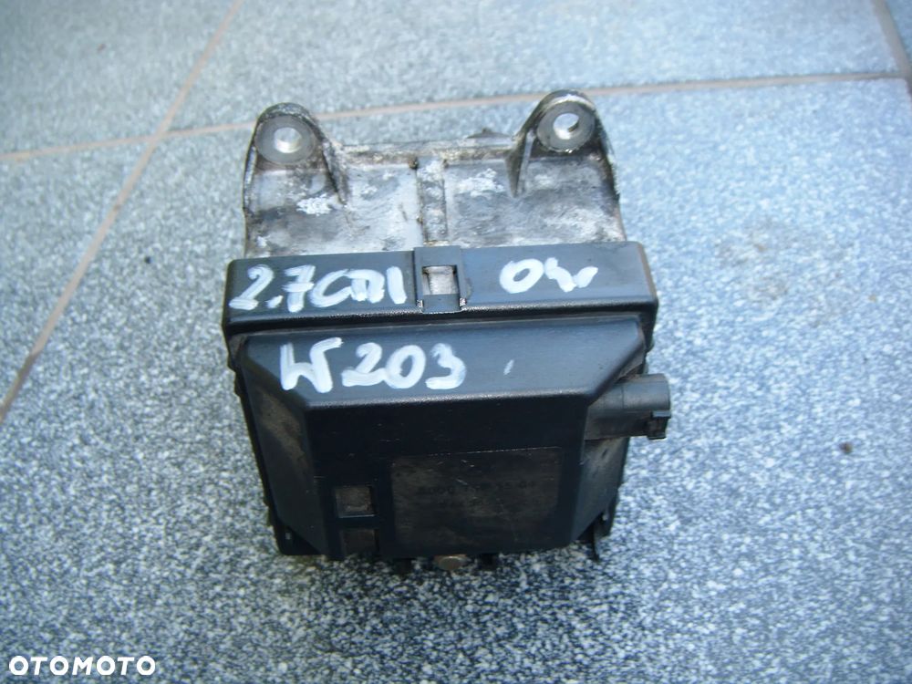 mercedes c klasa w203 2.7 cdi podgrzewacz wody  a0001591504 - 1