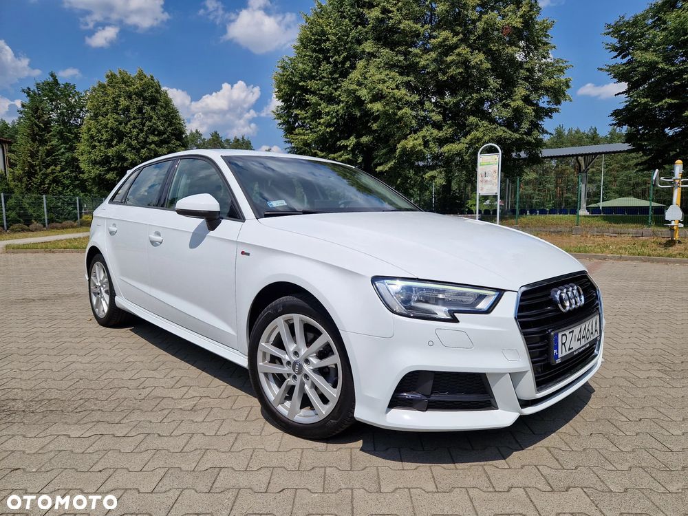 Audi A3 Sportback - 3