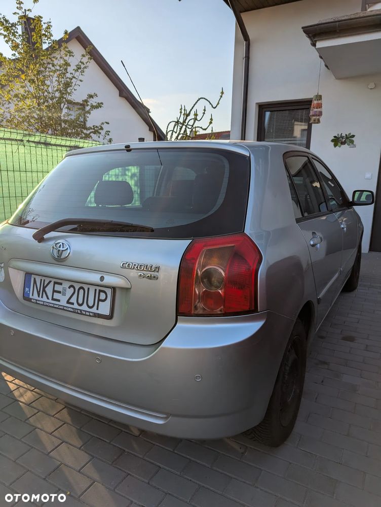 Toyota Corolla 1.4 D-4D Luna - 2
