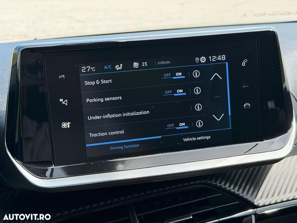 Peugeot 2008 1.2 L PureTech STT Allure - 26