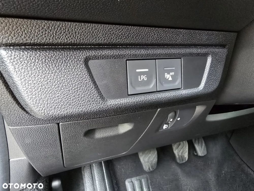 Dacia Sandero 1.0 TCe Laureate S&S - 16