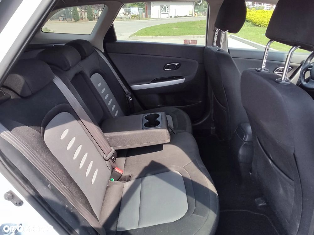 Kia Ceed 1.6 CRDi XL - 11