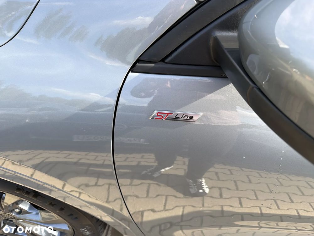 Ford Kuga 1.5 EcoBoost FWD ST-Line X - 28