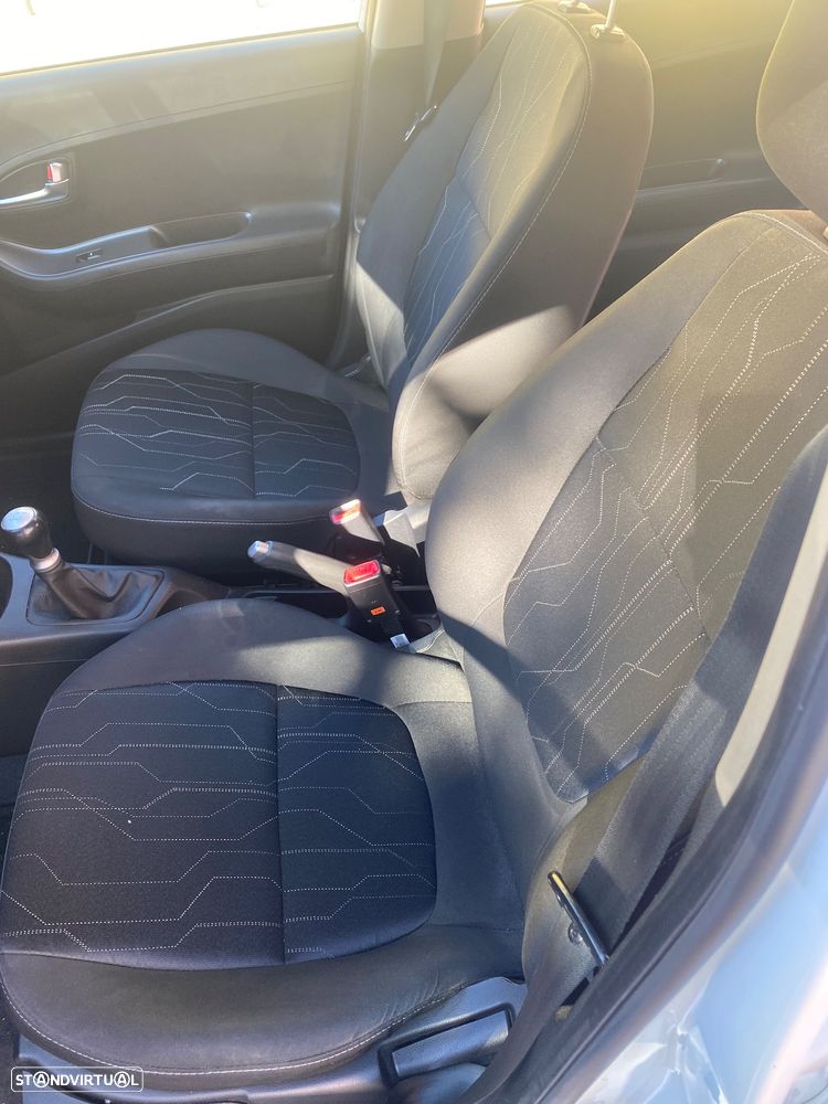 Kia Picanto 1.0 CVVT EX - 18