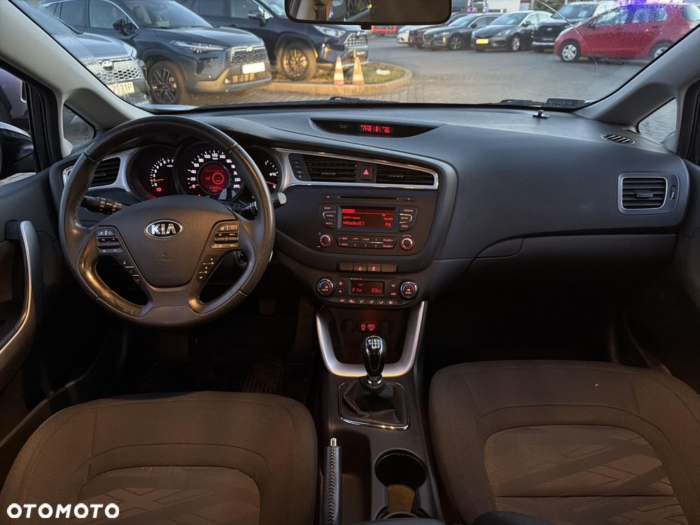Kia Ceed 1.6 GDI S - 11