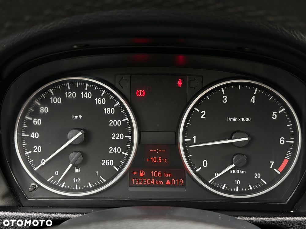 BMW X1 - 24