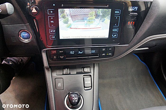 Toyota Auris 1.8 HSD Luna - 22