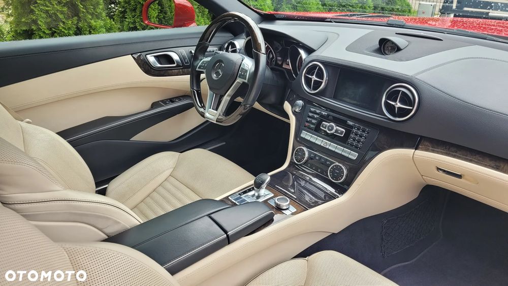 Mercedes-Benz SL 500 BlueEff - 7