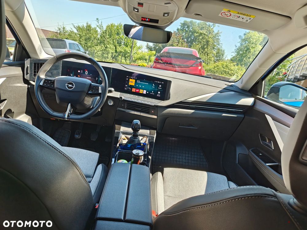Opel Astra 1.2 T GS Line S&S - 14