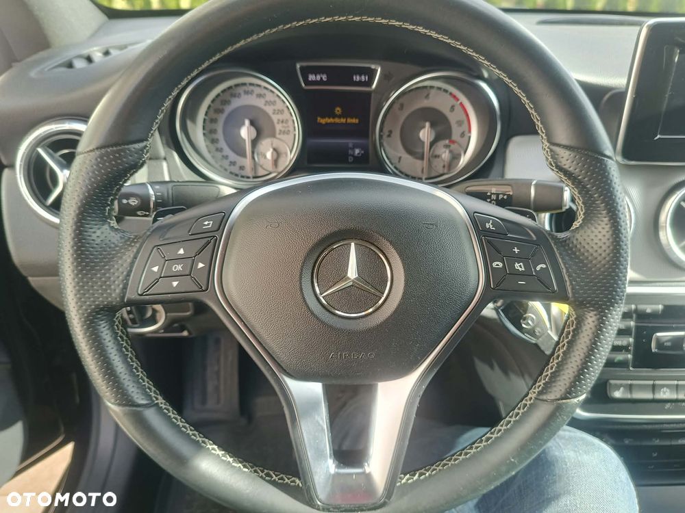 Mercedes-Benz CLA - 15