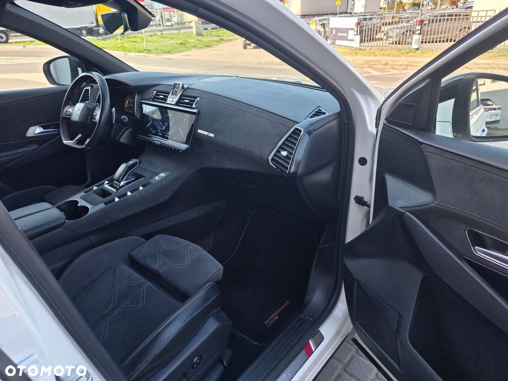 DS Automobiles DS 7 Crossback 1.6 E-Tense 4x4 Performance Line + - 19