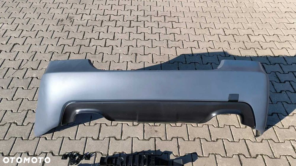 Zderzak Tylny BMW E60 Bodykit Tylny PDC Dyfuzor - 7