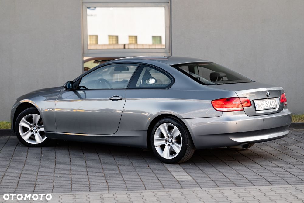 BMW Seria 3 320d DPF - 11