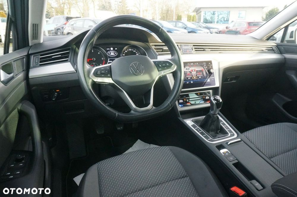 Volkswagen Passat 2.0 TDI EVO Essence - 16