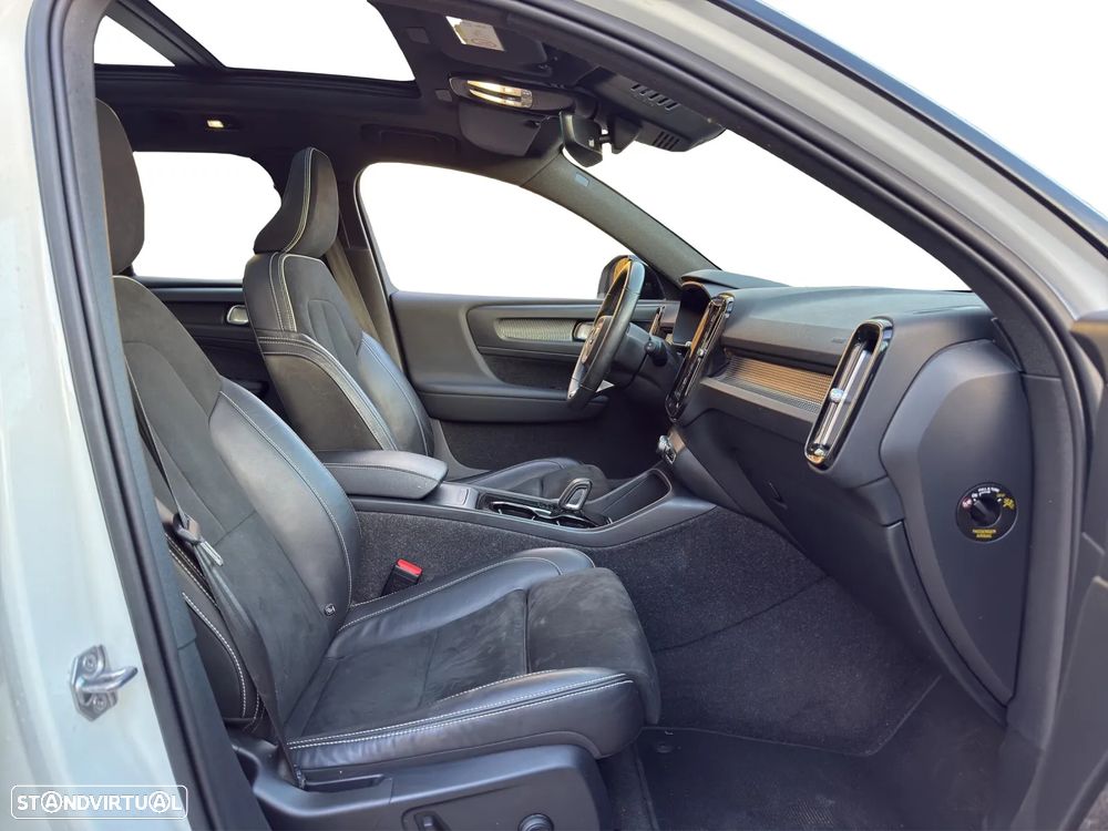 Volvo XC 40 Twin Recharge Pro - 14