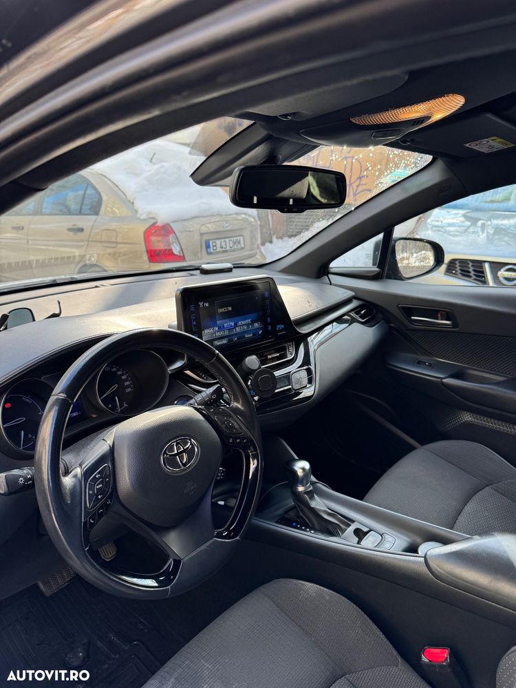 Toyota C-HR - 5