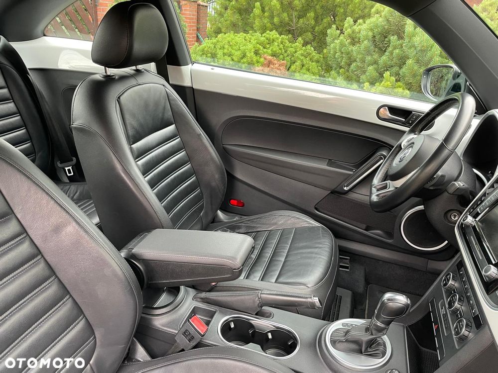 Volkswagen Beetle 2.0 TSI DSG Sport - 4