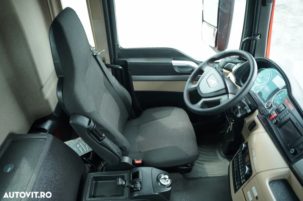 MAN TGS 35.360 / 8x2-4 / REMORCA AUTO + HIAB 228 E-2 HGV / PUNTE RIDICATĂ / COMANDE HIDRAULICE / TELECOMANDĂ / TROLIU / - 30