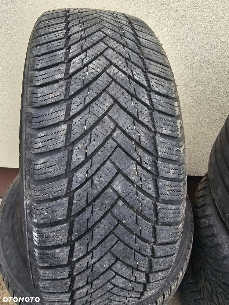 Opony całoroczne 185/55/15 2021r jak nowe - 2