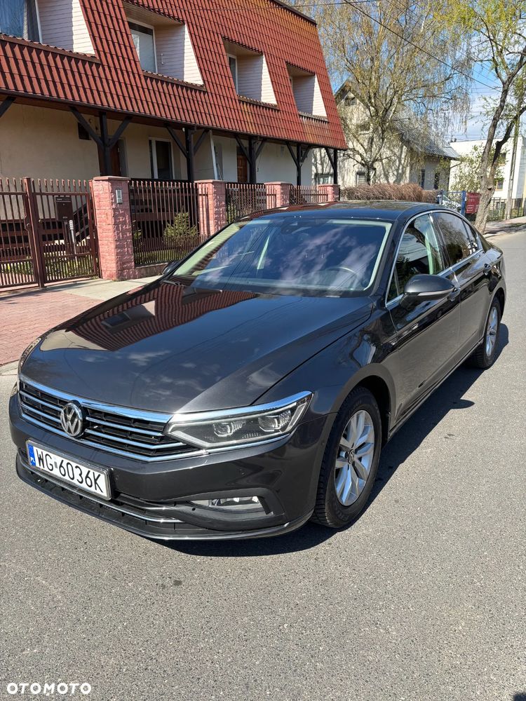 Volkswagen Passat 1.5 TSI EVO Business - 1