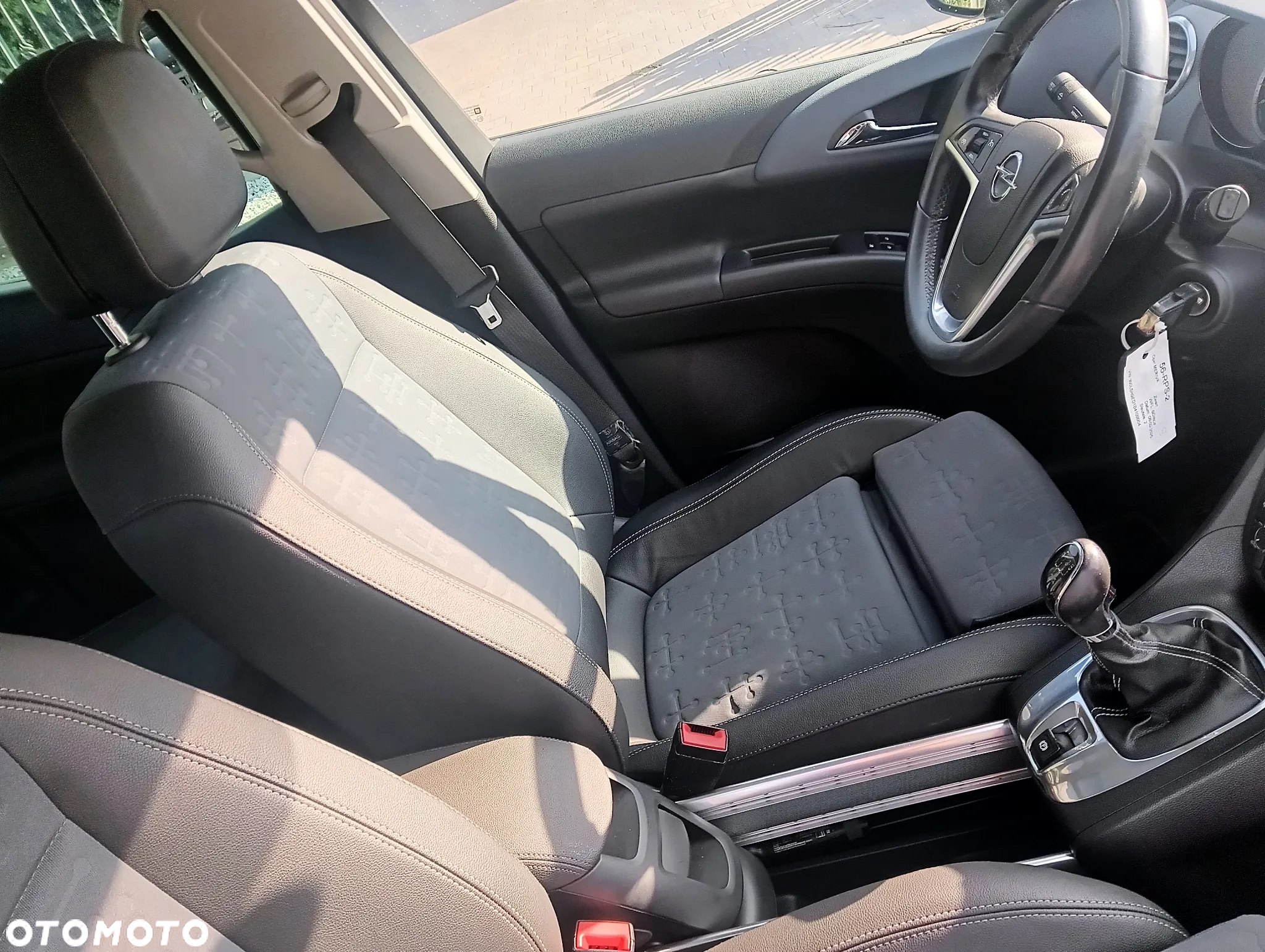 Opel Meriva 1.4 T Cosmo - 32