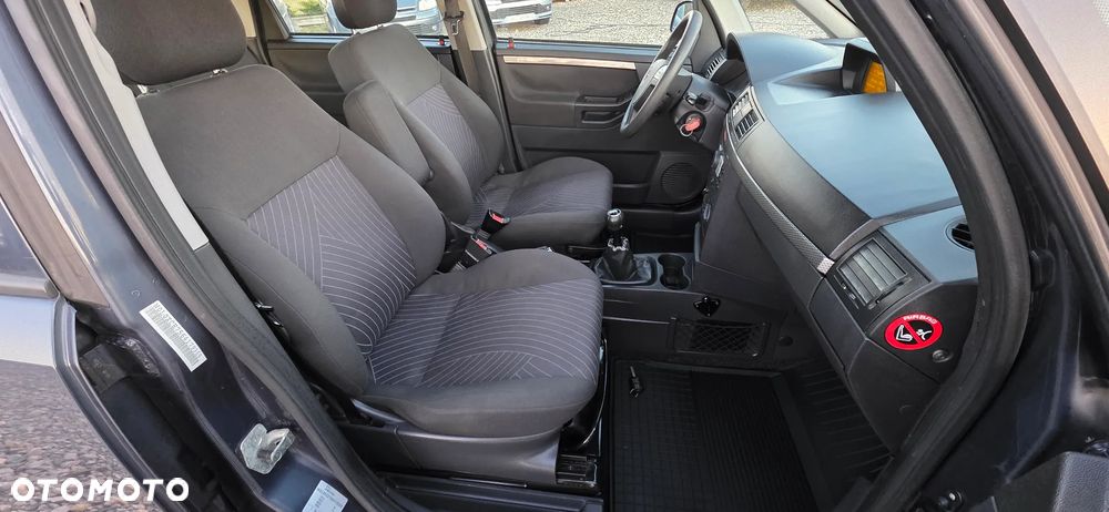 Opel Meriva - 10