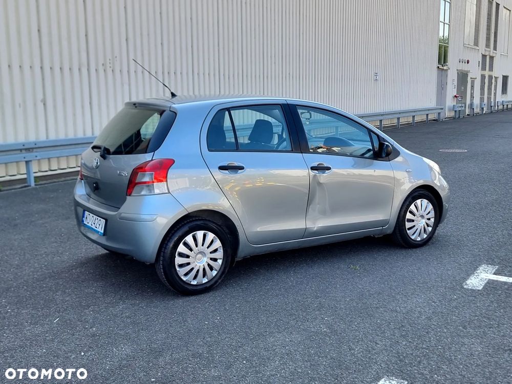 Toyota Yaris 1.0 Entry - 22