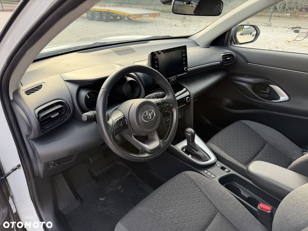 Toyota Yaris Cross Hybrid 1.5 Comfort - 22