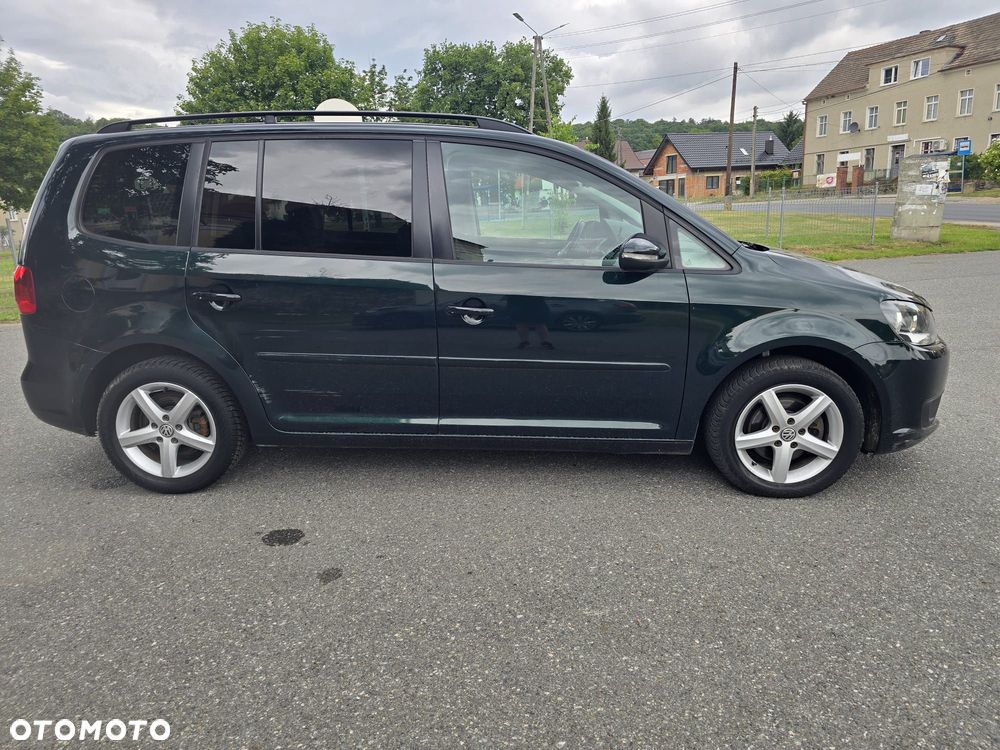 Volkswagen Touran - 5