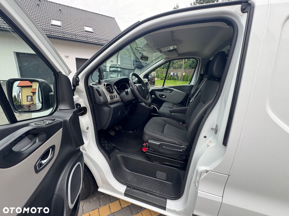 Renault Trafic - 17