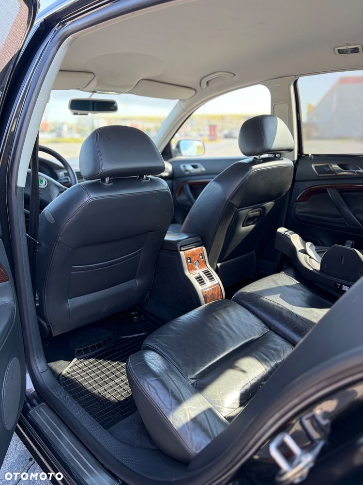 Skoda Superb 1.8T Platinum - 22
