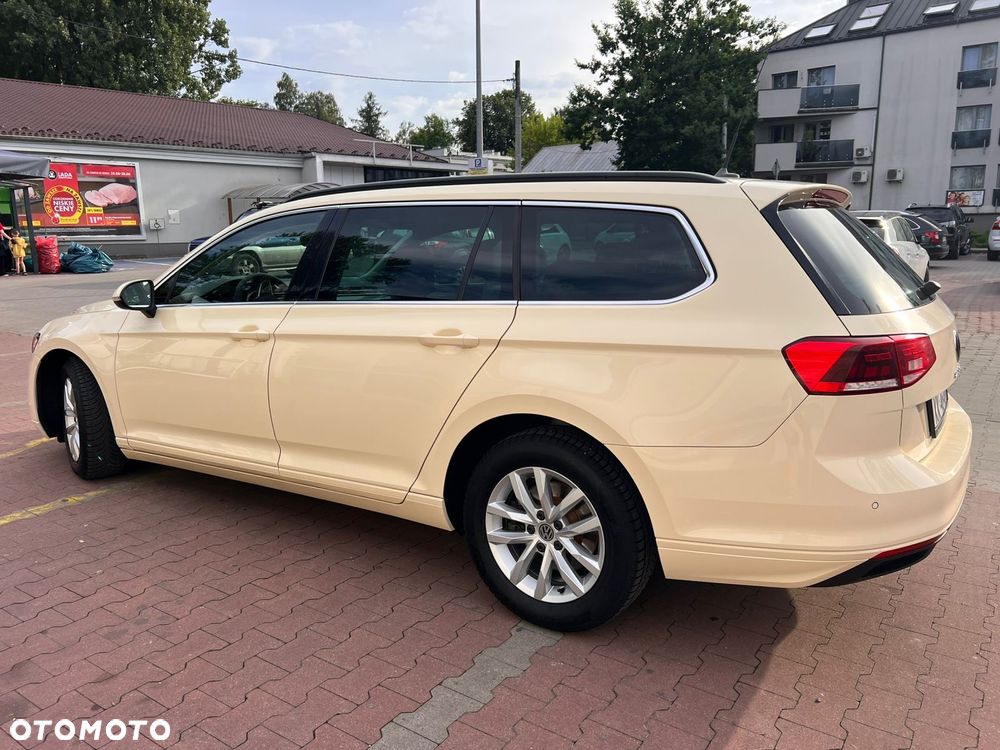 Volkswagen Passat 2.0 TDI EVO Business DSG - 3