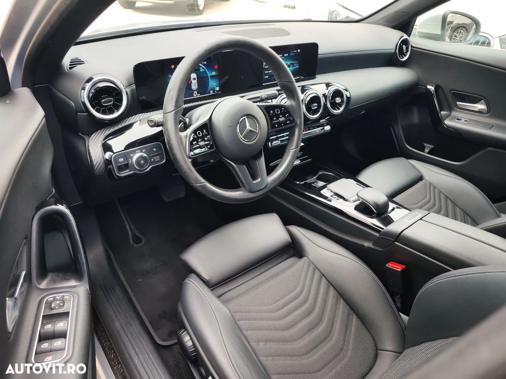 Mercedes-Benz A 180 d 7G-DCT - 9