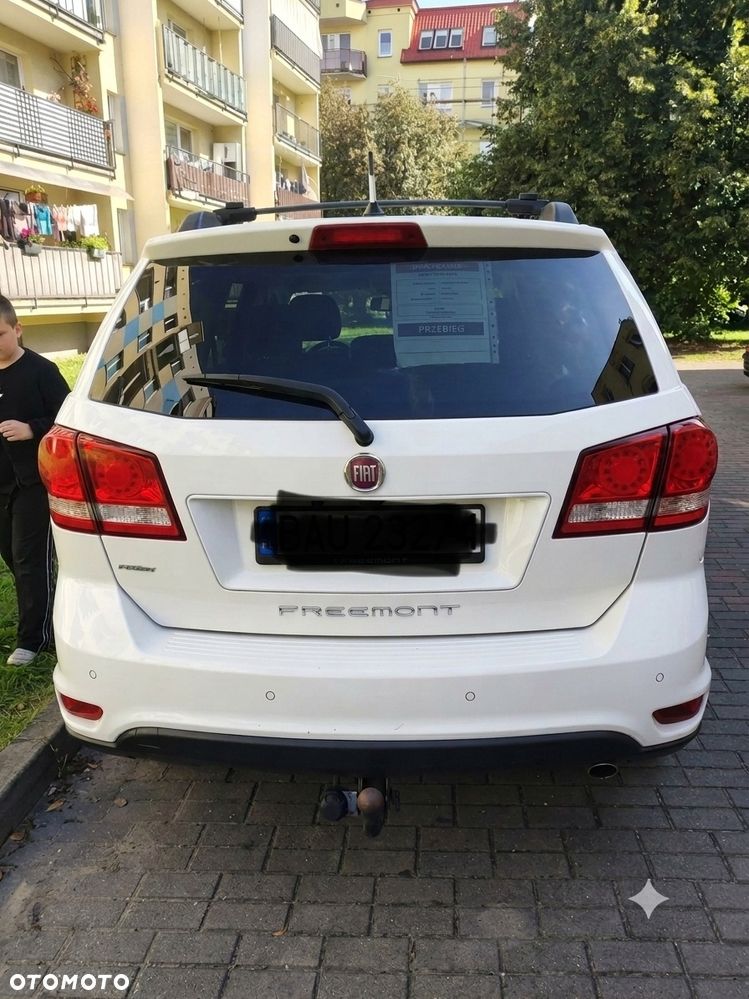 Fiat Freemont 2012 photo 2