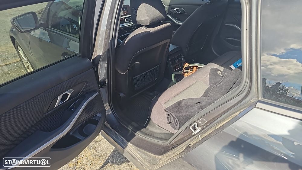 BMW 330 - 5