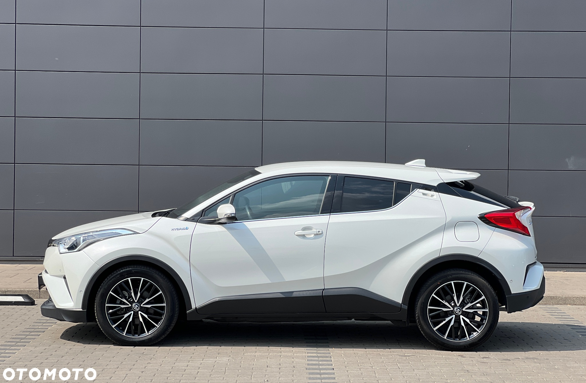 Toyota C-HR 1.8 Hybrid Prestige - 10