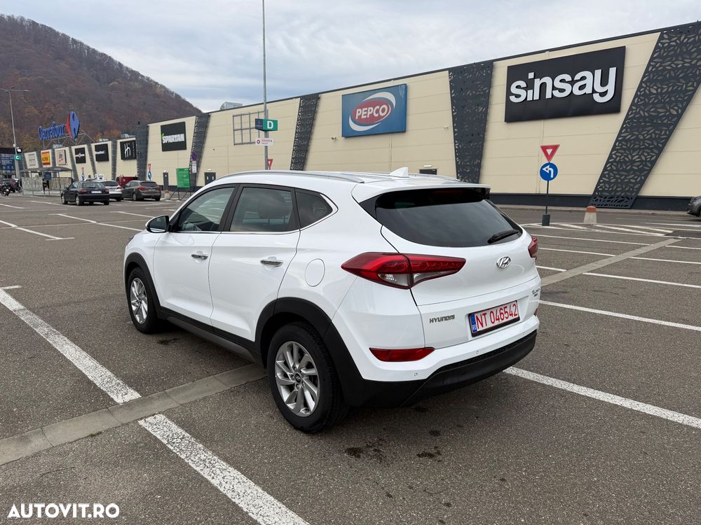 Hyundai Tucson - 4