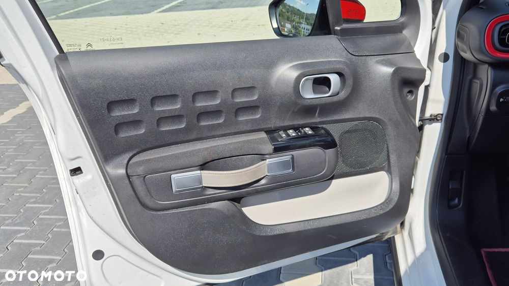 Citroën C3 1.2 PureTech Shine S&S - 15
