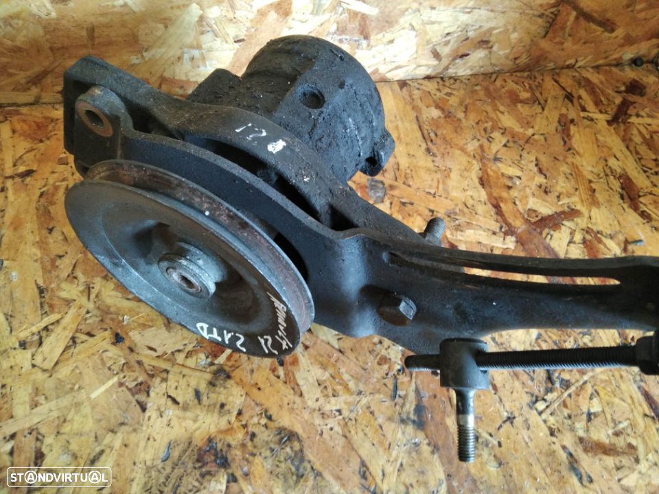 BOMBA DE DIRECÇÃO / DIREÇÃO ASSISTIDA RENAULT 21 25 2.1TD - 1