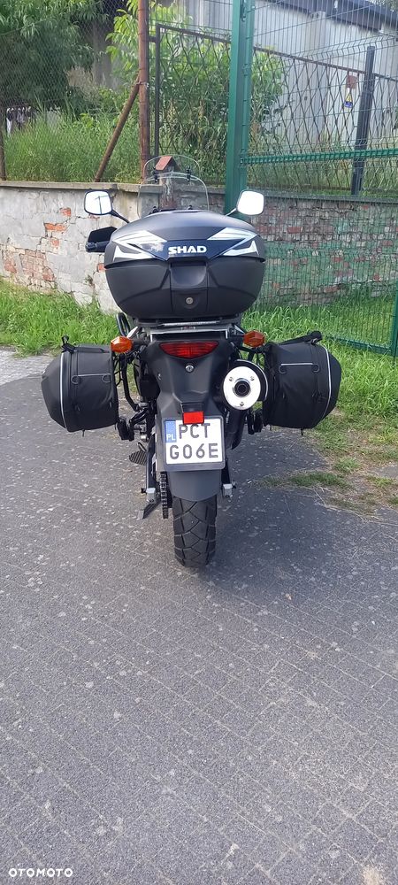 Suzuki V-STROM - 8