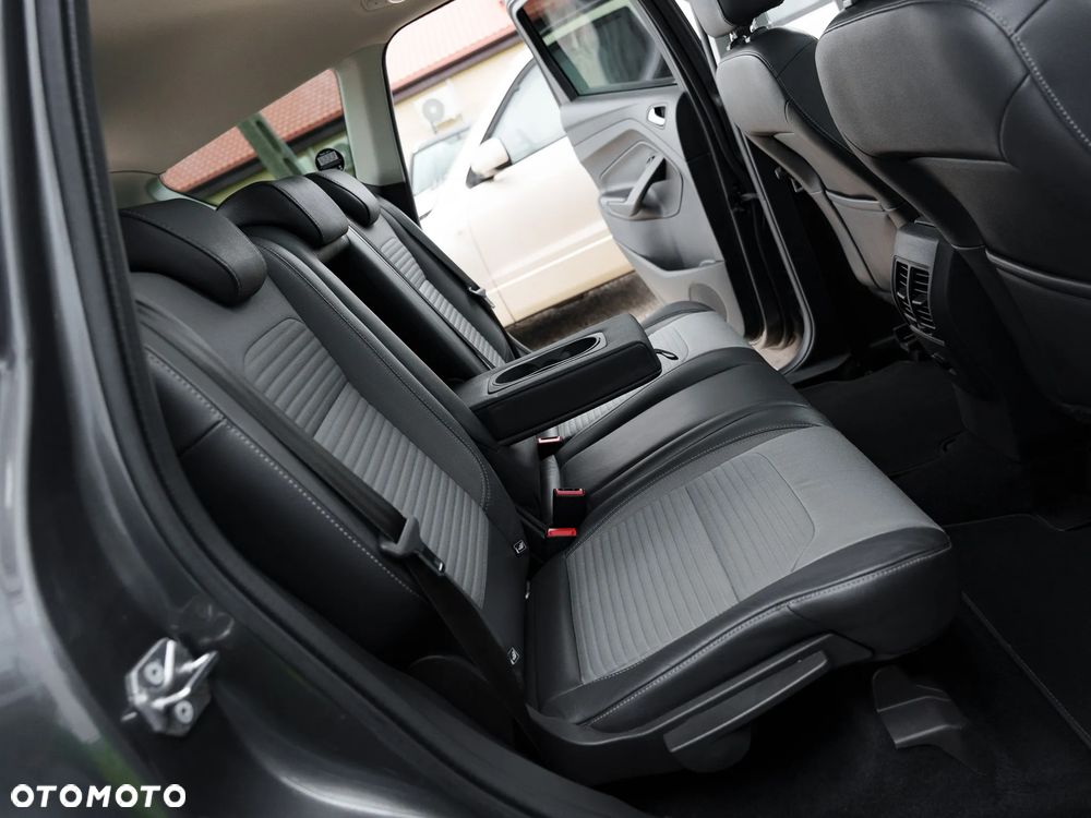 Ford Kuga 1.5 EcoBoost 2x4 SYNC - 14