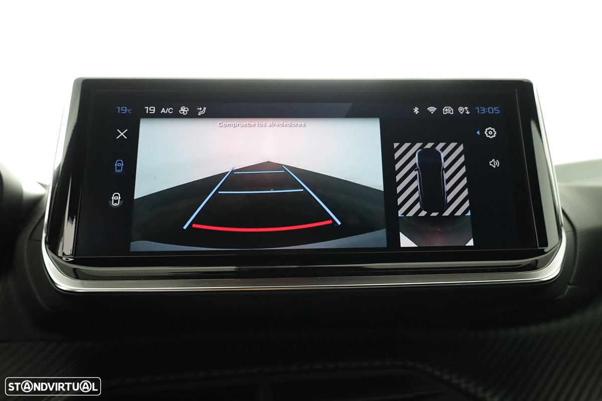 Peugeot 2008 1.2 PureTech Allure EAT8 - 12
